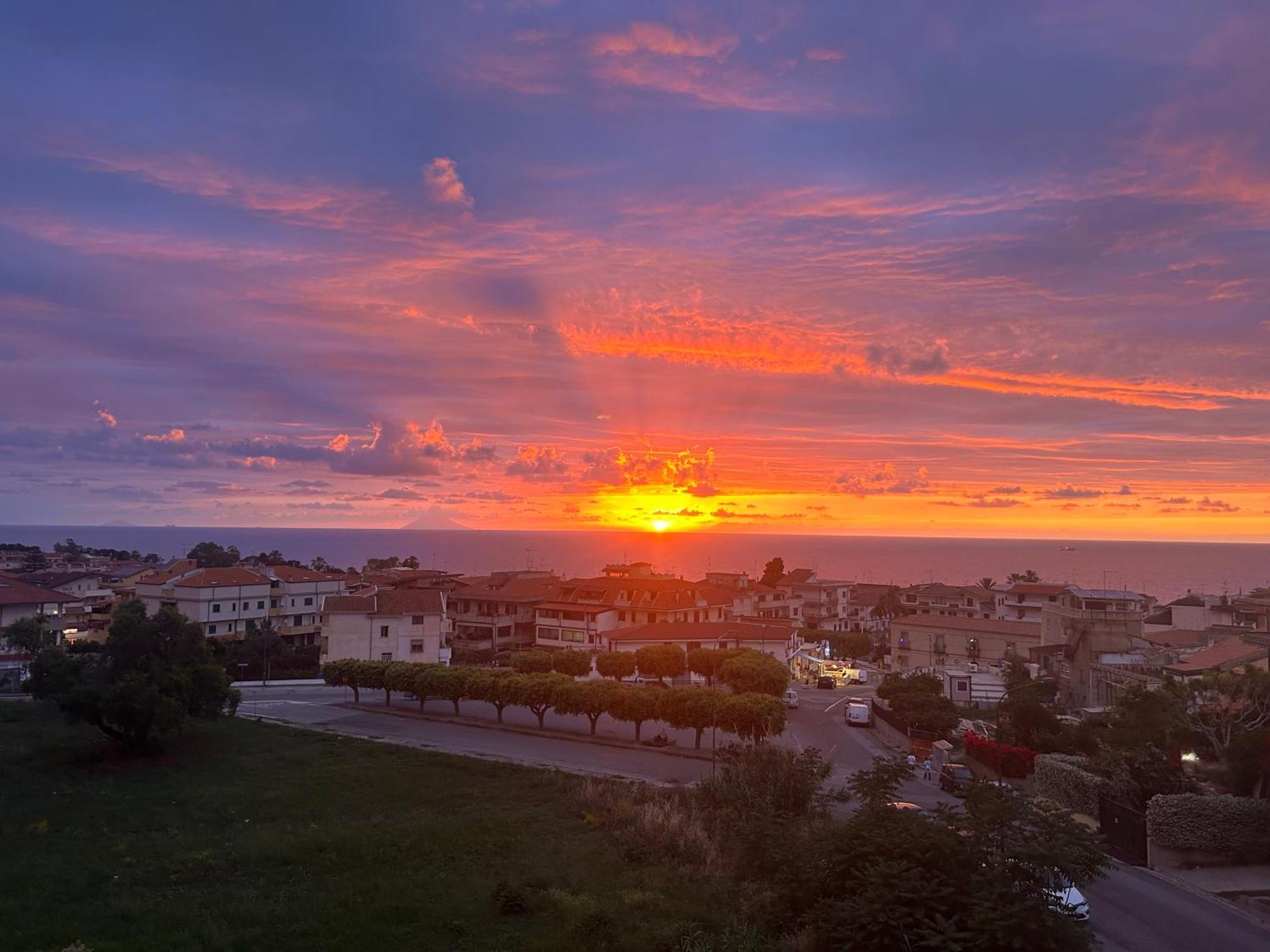 Sunrise Residence Santa Domenica  Exterior foto